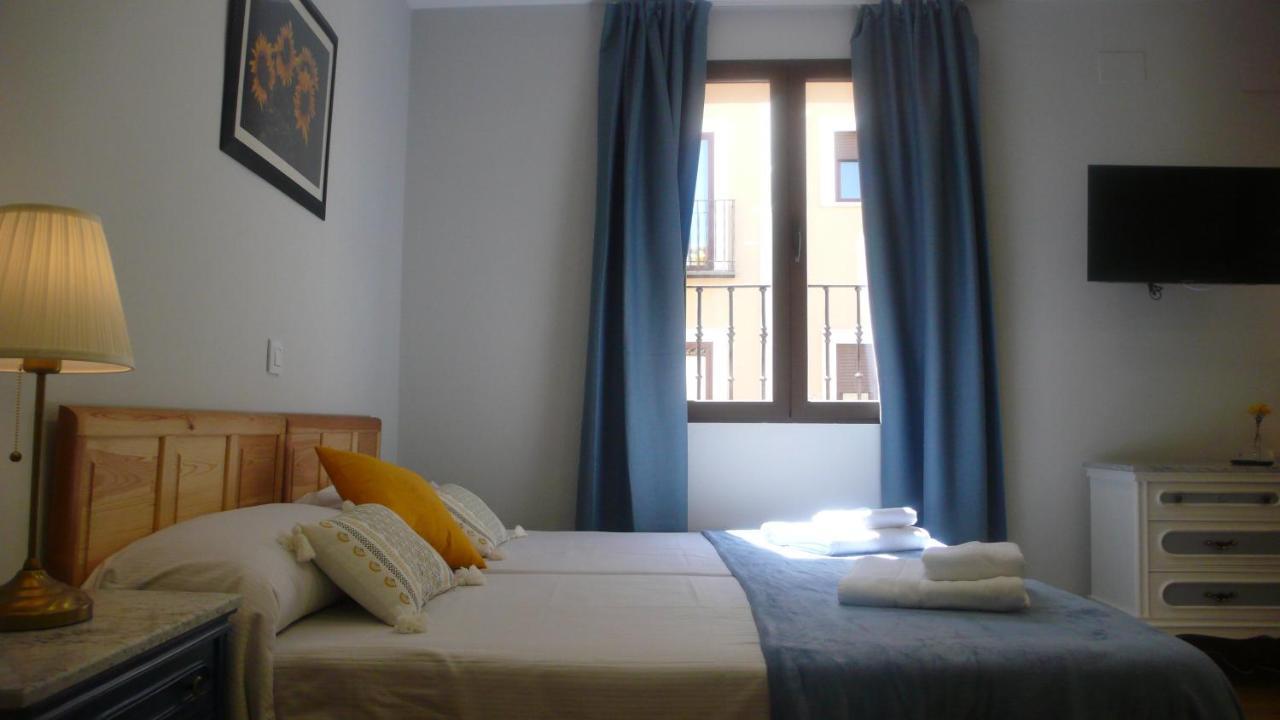 Casa Armas A, En Zocodover, Casco Historico توليدو المظهر الخارجي الصورة